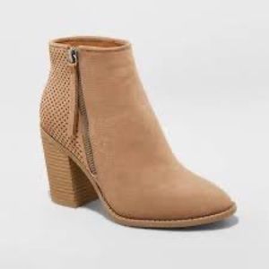 Womens crissy laser cut booties - universal thread